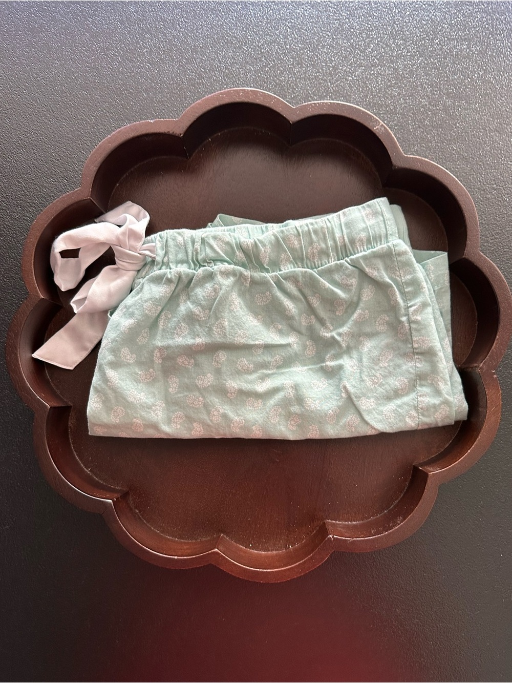 Women’s Old Navy Mint Green Paisley Printed Pajama Shorts with White Tie Size M